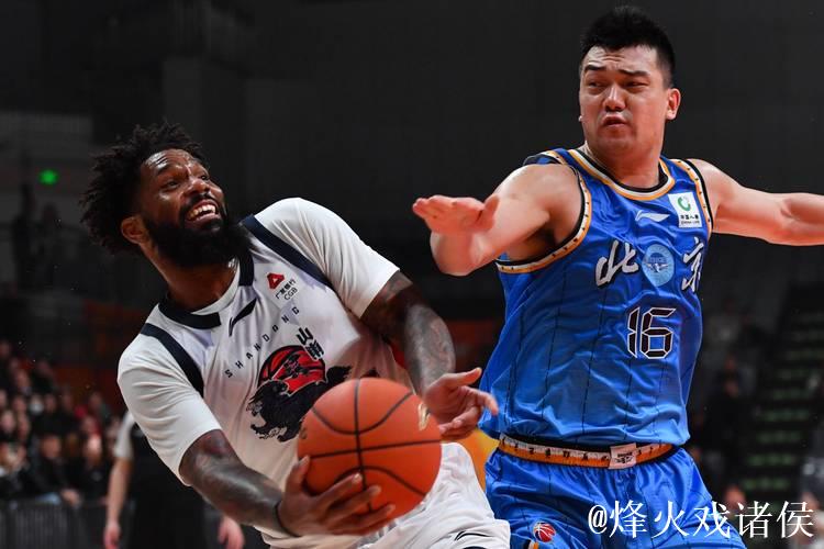 CBA俱乐部杯:鲍威尔26分 山东高速险胜北京北汽 CBA俱乐部杯:鲍威尔26分 山东高速险胜北京北汽